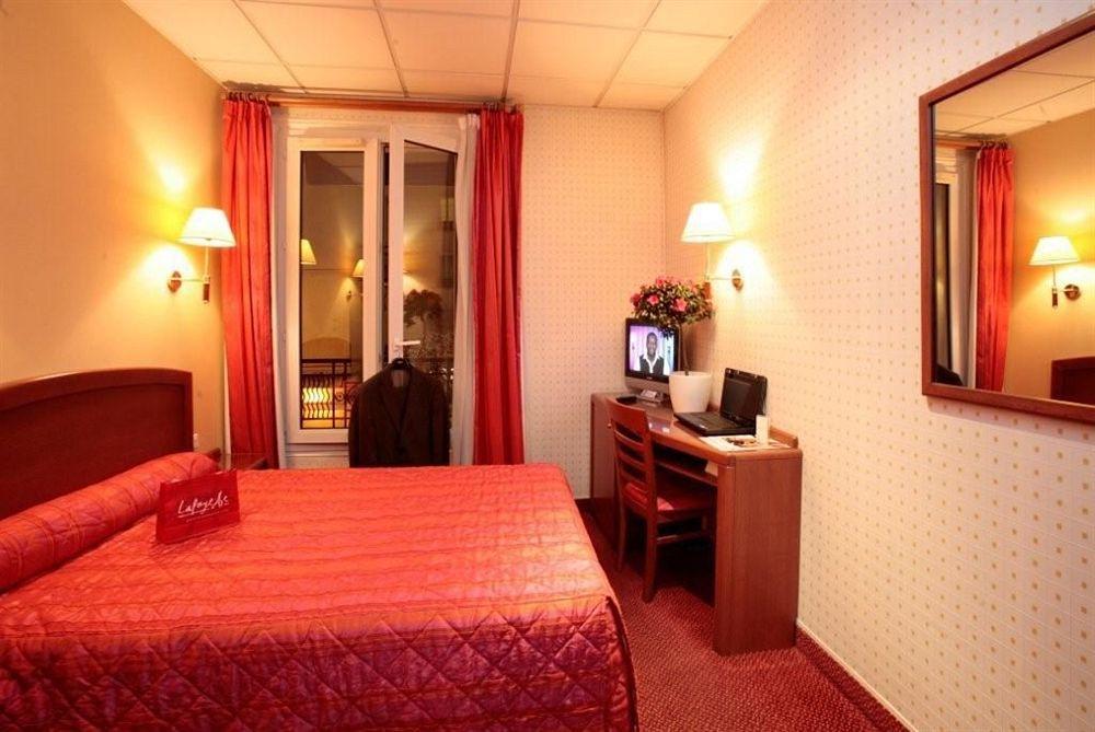 Hotel Charlemagne Neuilly-sur-Seine Cameră foto