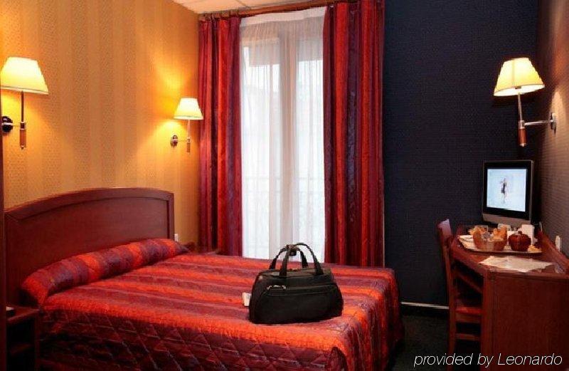 Hotel Charlemagne Neuilly-sur-Seine Cameră foto